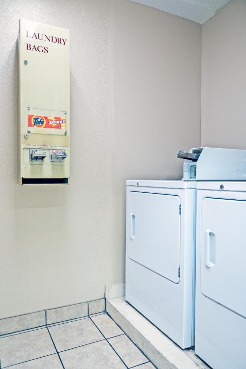 Super 8 by Wyndham Augusta/Ft Eisenhower Area image 1