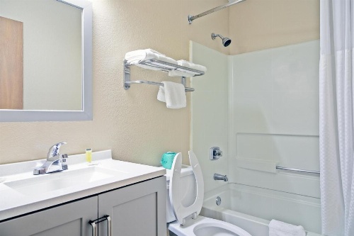 Super 8 by Wyndham Augusta/Ft Eisenhower Area image 23