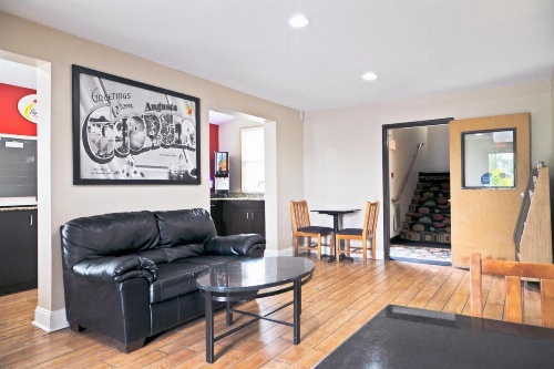 Super 8 by Wyndham Augusta/Ft Eisenhower Area image 29